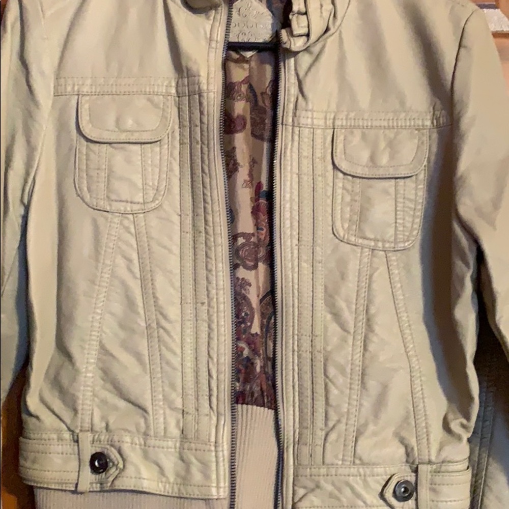 Jacket - Picture 3 of 3